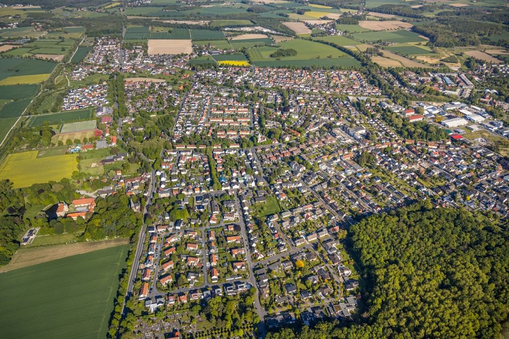 Luftaufnahme Kamen - Ortsansicht im Ortsteil Heeren-Werve in Kamen im Bundesland Nordrhein-Westfalen, Deutschland