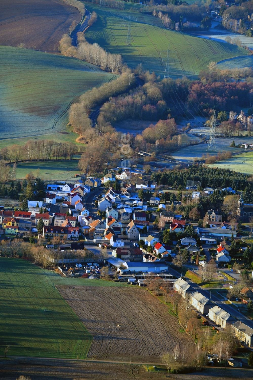 Ostrau aus der Vogelperspektive: Ortsansicht im Ortsteil Wutzschwitz in Ostrau im Bundesland Sachsen, Deutschland