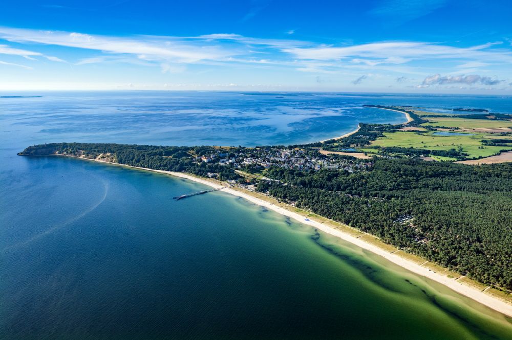 Göhren von oben - Ortsansicht an der Ostseeküste in Göhren im Bundesland Mecklenburg-Vorpommern, Deutschland