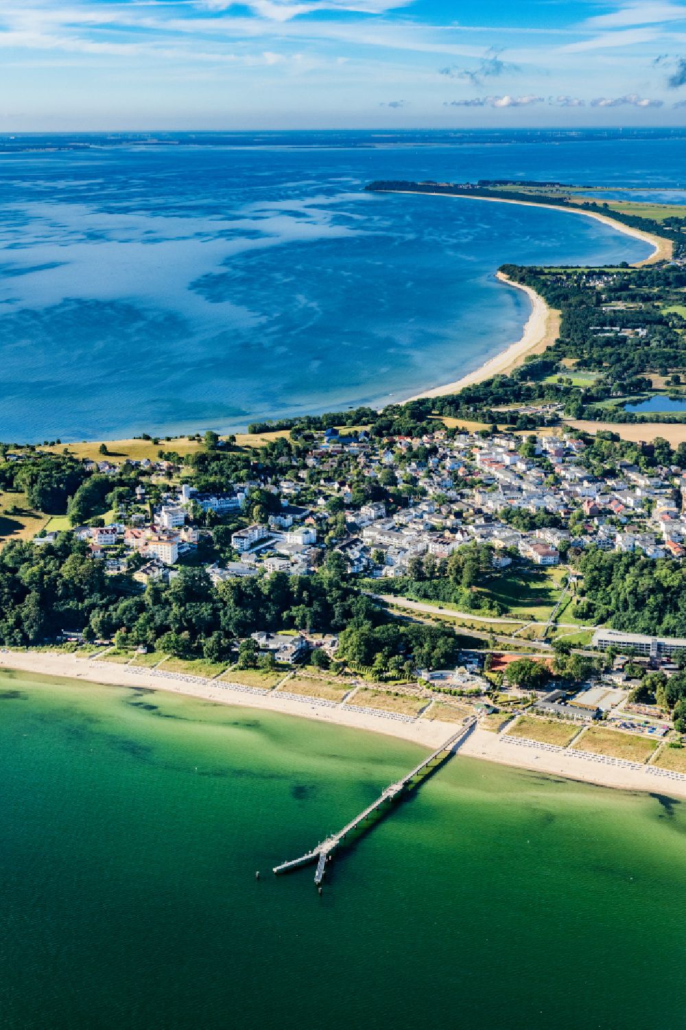Göhren aus der Vogelperspektive: Ortsansicht an der Ostseeküste in Göhren im Bundesland Mecklenburg-Vorpommern, Deutschland