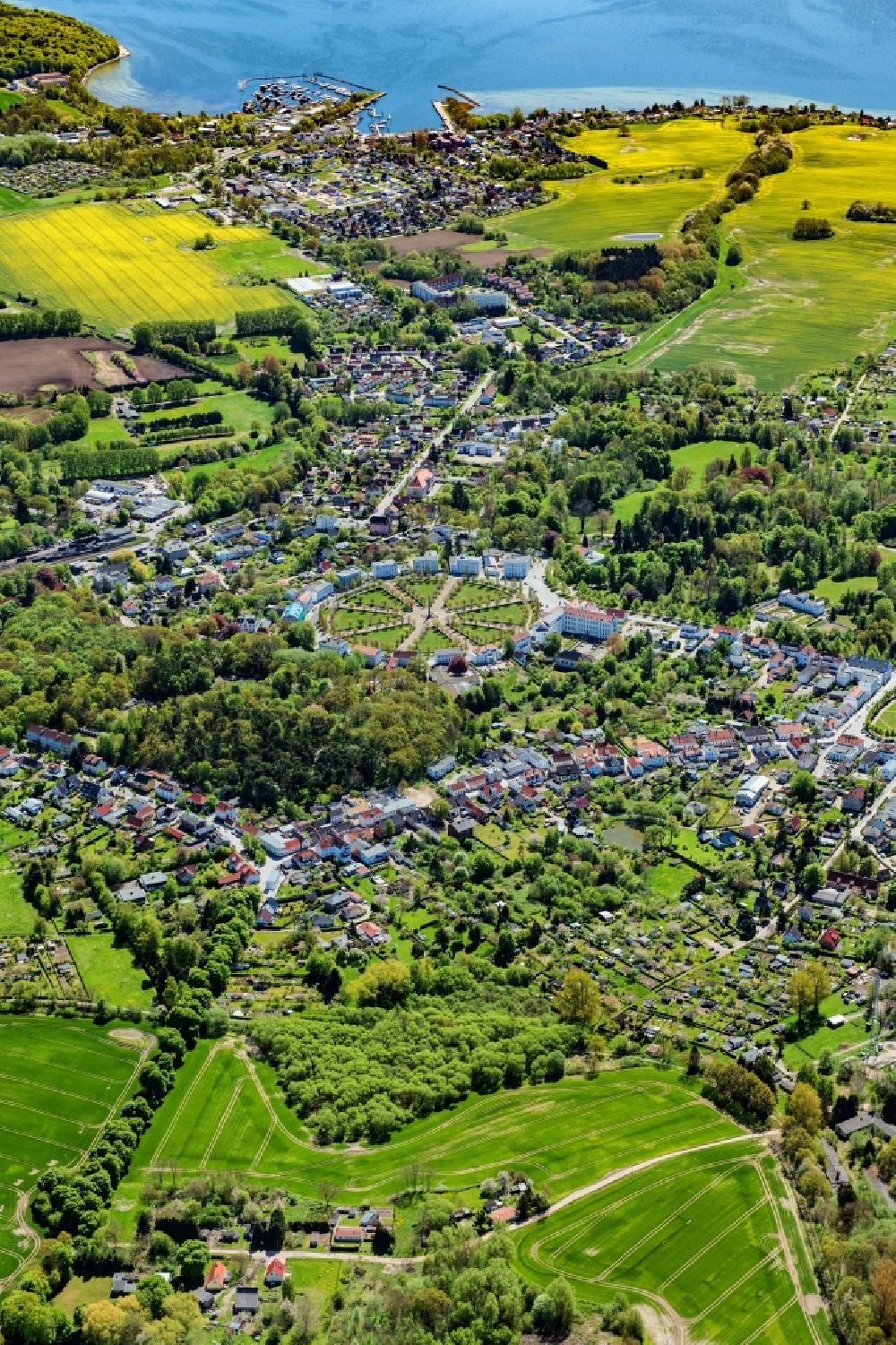 Luftbild Putbus - Ortsansicht in Putbus im Bundesland Mecklenburg-Vorpommern, Deutschland