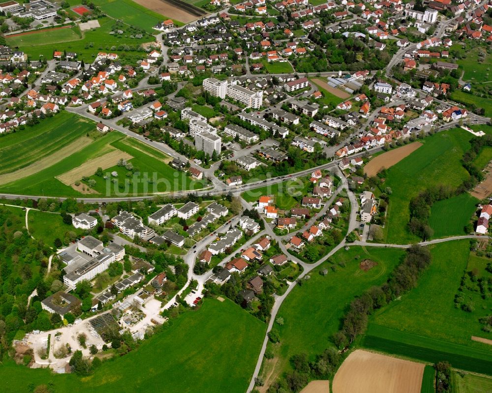 Luftaufnahme Bartenbach - Ortsansicht am Rande von landwirtschaftlichen Feldern in Bartenbach im Bundesland Baden-Württemberg, Deutschland