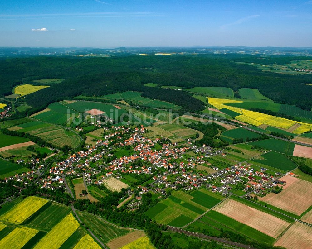 Luftbild Bosserode - Ortsansicht am Rande von landwirtschaftlichen Feldern in Bosserode im Bundesland Hessen, Deutschland