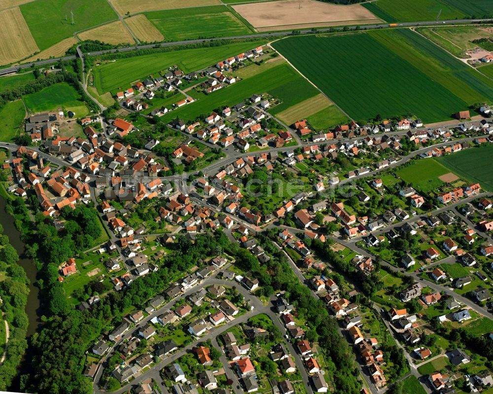 Breitenbach von oben - Ortsansicht am Rande von landwirtschaftlichen Feldern in Breitenbach im Bundesland Hessen, Deutschland