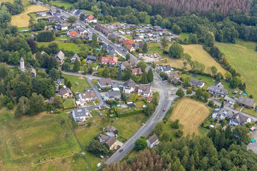 Breitenbruch von oben - Ortsansicht am Rande von landwirtschaftlichen Feldern in Breitenbruch im Bundesland Nordrhein-Westfalen, Deutschland