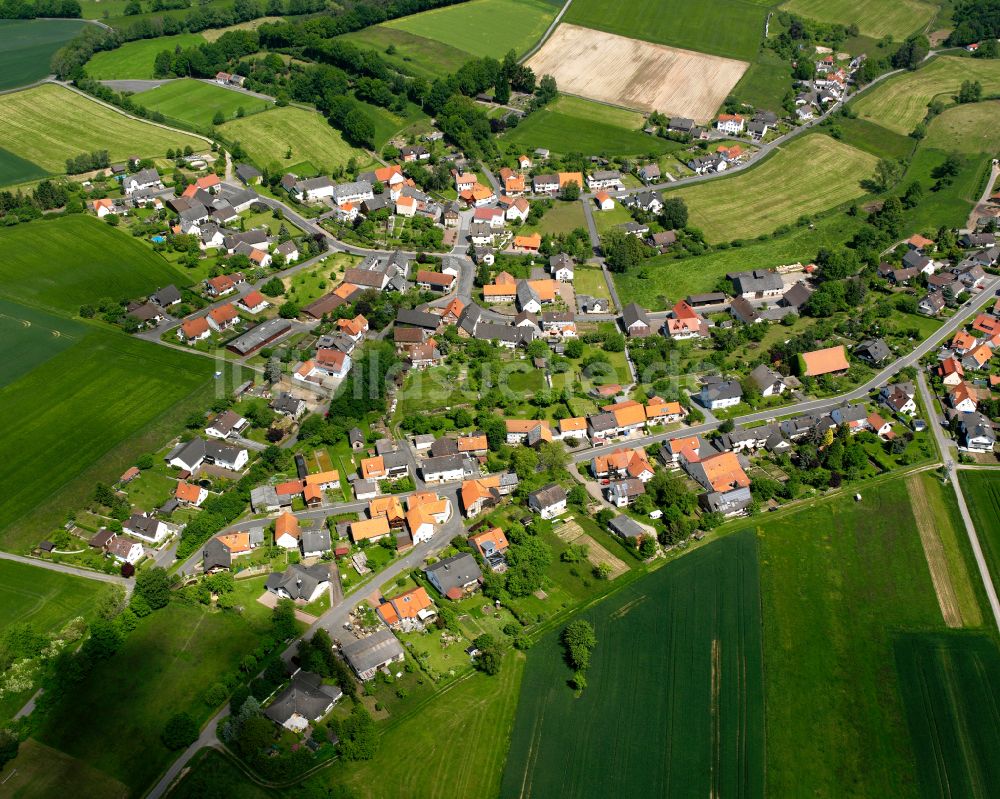 Luftbild Elbenrod - Ortsansicht am Rande von landwirtschaftlichen Feldern in Elbenrod im Bundesland Hessen, Deutschland