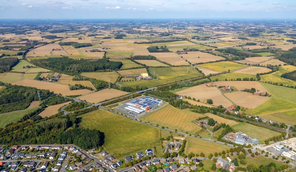 Luftbild Hamm - Ortsansicht am Rande von landwirtschaftlichen Feldern in Hamm im Bundesland Nordrhein-Westfalen, Deutschland