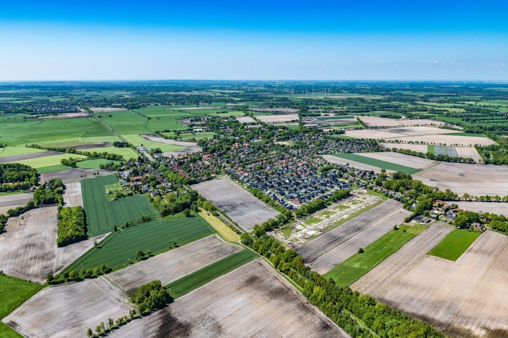 Hammah von oben - Ortsansicht am Rande von landwirtschaftlichen Feldern in Hammah im Bundesland Niedersachsen, Deutschland