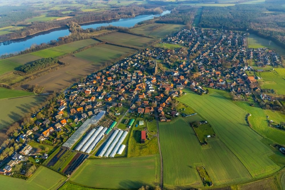 Luftbild Hullern - Ortsansicht am Rande von landwirtschaftlichen Feldern in Hullern im Bundesland Nordrhein-Westfalen, Deutschland