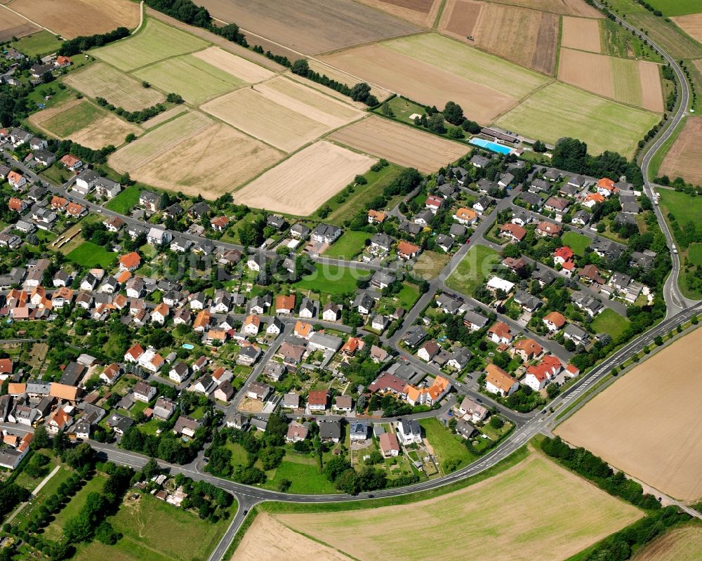Luftbild Lützellinden - Ortsansicht am Rande von landwirtschaftlichen Feldern in Lützellinden im Bundesland Hessen, Deutschland