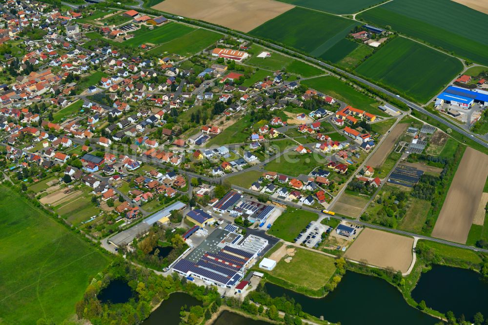 Marktsteft von oben - Ortsansicht am Rande von landwirtschaftlichen Feldern in Marktsteft im Bundesland Bayern, Deutschland