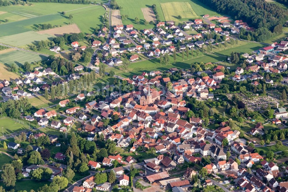 Luftbild Mudau - Ortsansicht am Rande von landwirtschaftlichen Feldern in Mudau im Bundesland Baden-Württemberg, Deutschland