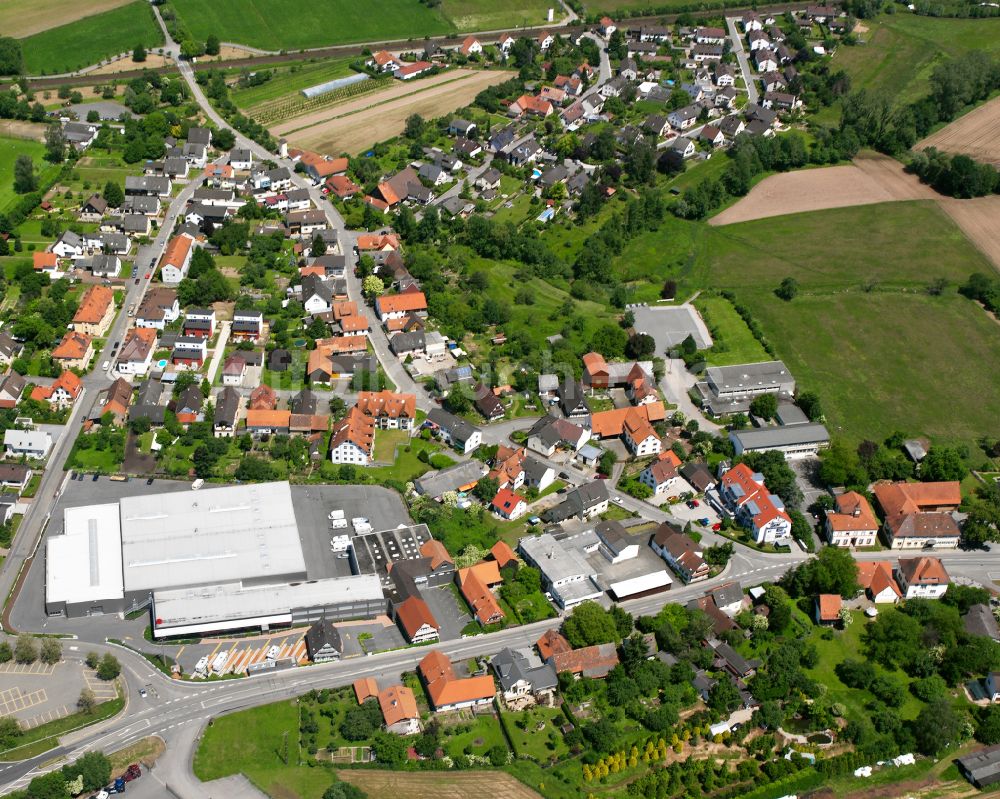 Luftbild Neumühl - Ortsansicht am Rande von landwirtschaftlichen Feldern in Neumühl im Bundesland Baden-Württemberg, Deutschland
