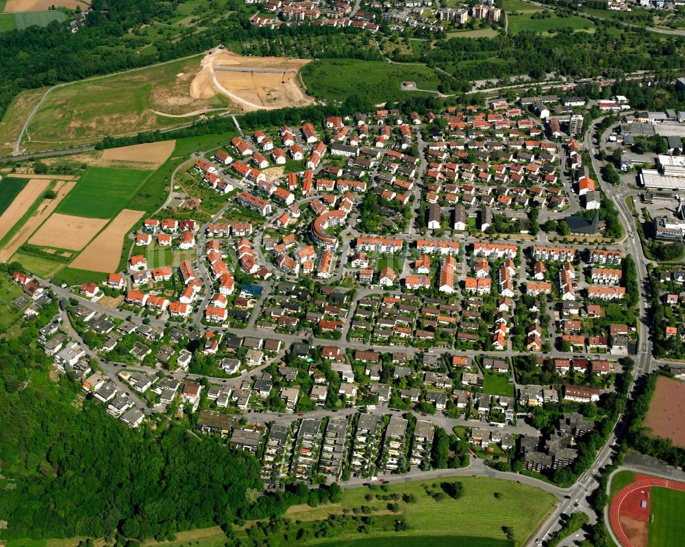 Luftaufnahme Neustadt - Ortsansicht am Rande von landwirtschaftlichen Feldern in Neustadt im Bundesland Baden-Württemberg, Deutschland