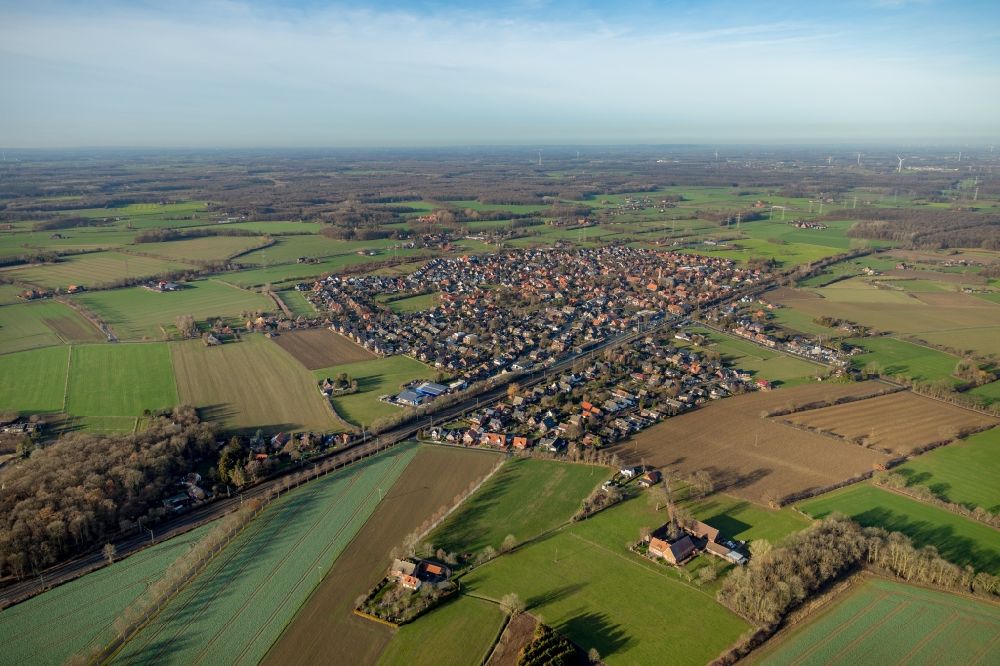 Luftaufnahme Rinkerode - Ortsansicht am Rande von landwirtschaftlichen Feldern im Ortsteil Rinkerode in Drensteinfurt im Bundesland Nordrhein-Westfalen, Deutschland