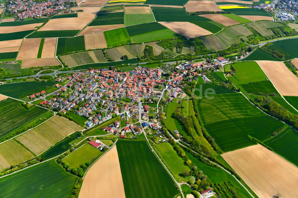 Luftaufnahme Repperndorf - Ortsansicht am Rande von landwirtschaftlichen Feldern in Repperndorf im Bundesland Bayern, Deutschland