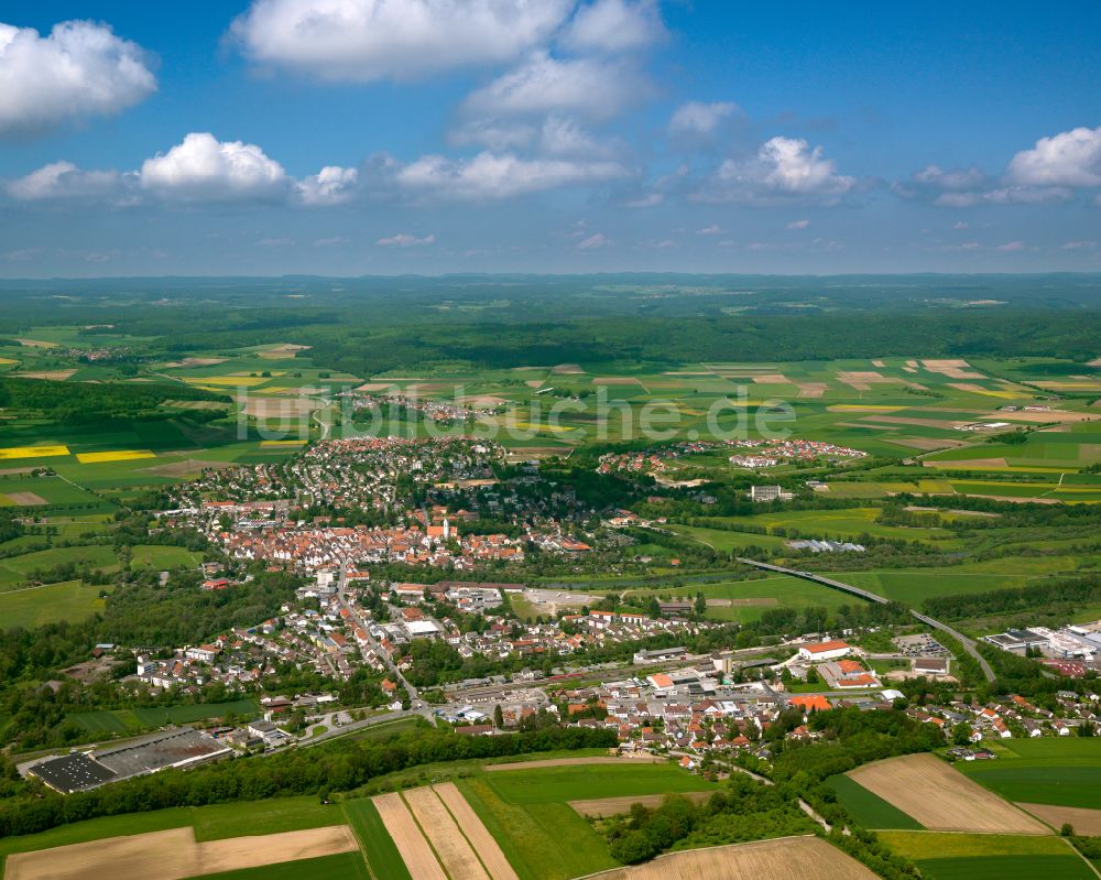 Luftbild Riedlingen - Ortsansicht am Rande von landwirtschaftlichen Feldern in Riedlingen im Bundesland Baden-Württemberg, Deutschland