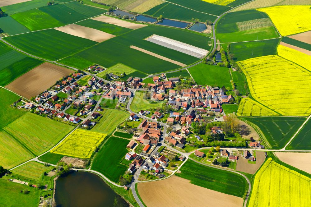 Luftbild Rimbach - Ortsansicht am Rande von landwirtschaftlichen Feldern in Rimbach im Bundesland Bayern, Deutschland