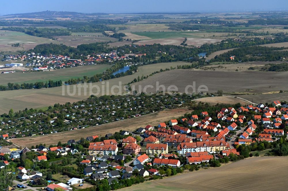 Luftaufnahme Schiepzig - Ortsansicht am Rande von landwirtschaftlichen Feldern in Schiepzig im Bundesland Sachsen-Anhalt, Deutschland