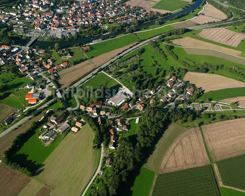 Luftaufnahme Sigmaringen - Ortsansicht am Rande von landwirtschaftlichen Feldern in Sigmaringen im Bundesland Baden-Württemberg, Deutschland