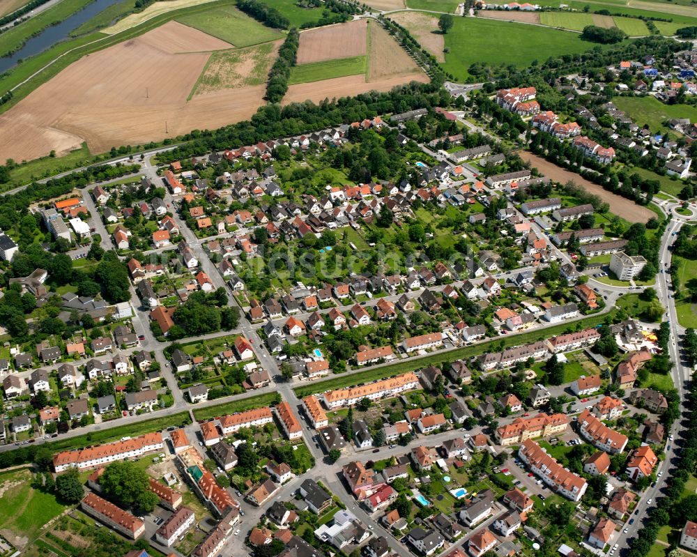 Luftaufnahme Sundheim - Ortsansicht am Rande von landwirtschaftlichen Feldern in Sundheim im Bundesland Baden-Württemberg, Deutschland