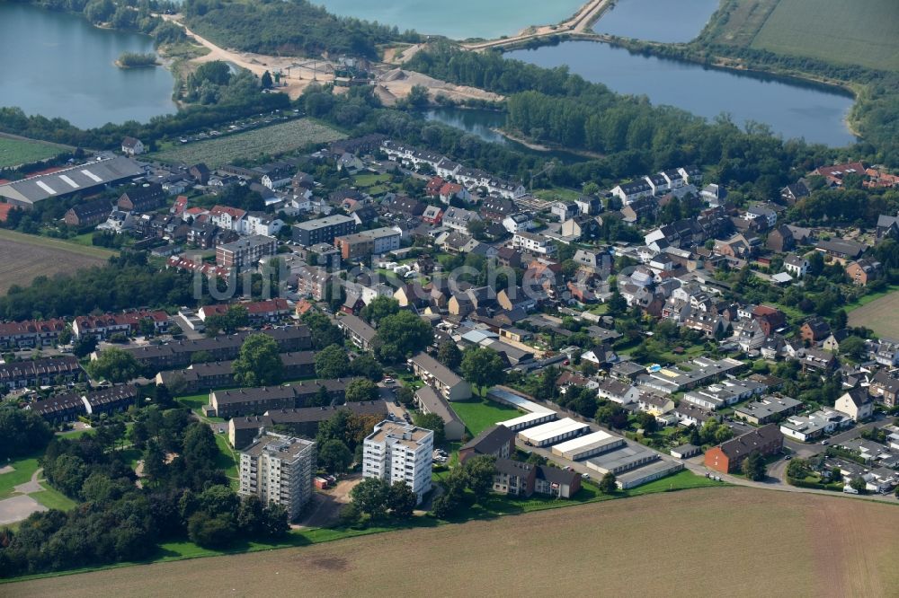 Luftaufnahme Rodenkirchen - Ortsansicht in Rodenkirchen im Bundesland Nordrhein-Westfalen, Deutschland