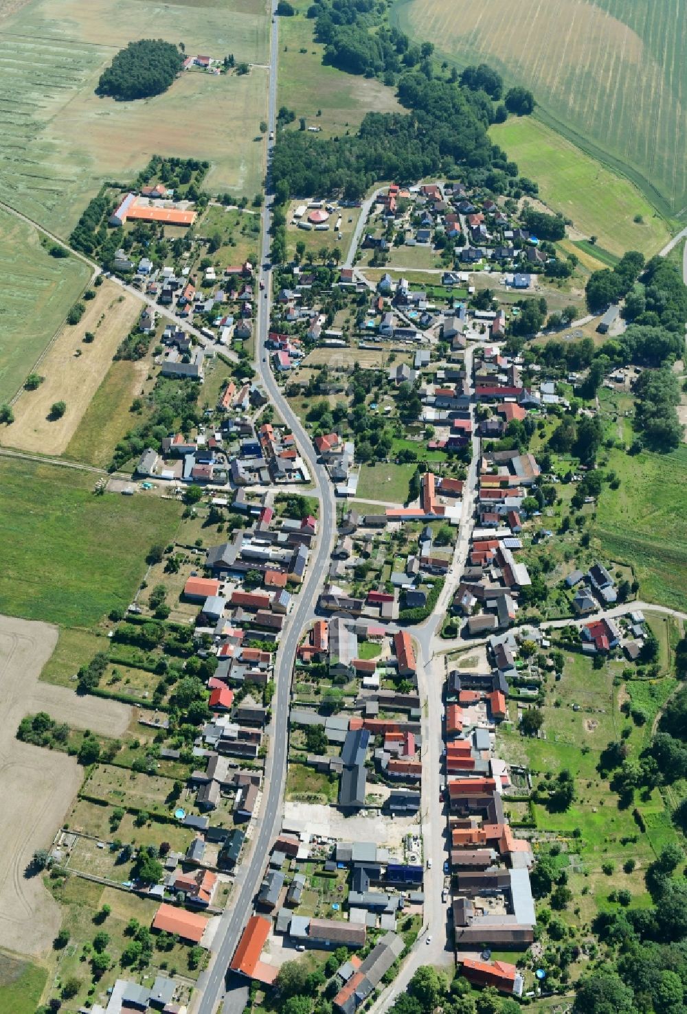 Rösa aus der Vogelperspektive: Ortsansicht in Rösa im Bundesland Sachsen-Anhalt, Deutschland