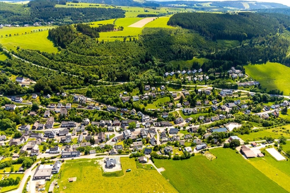 Schwalefeld aus der Vogelperspektive: Ortsansicht in Schwalefeld im Bundesland Hessen, Deutschland