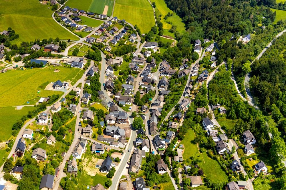 Luftaufnahme Schwalefeld - Ortsansicht in Schwalefeld im Bundesland Hessen, Deutschland