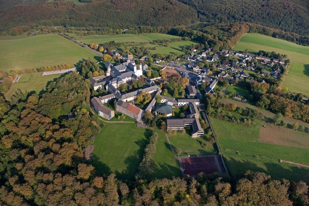 Luftbild Kall OT Steinfeld - Ortsansicht von Steinfelld in Kall im Bundesland Nordrhein-Westfalen