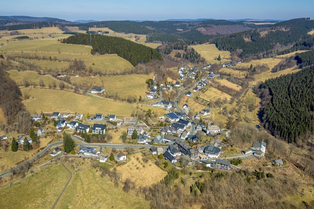 Nordenau von oben - Ortsansicht im Talbereich in Nordenau im Bundesland Nordrhein-Westfalen, Deutschland