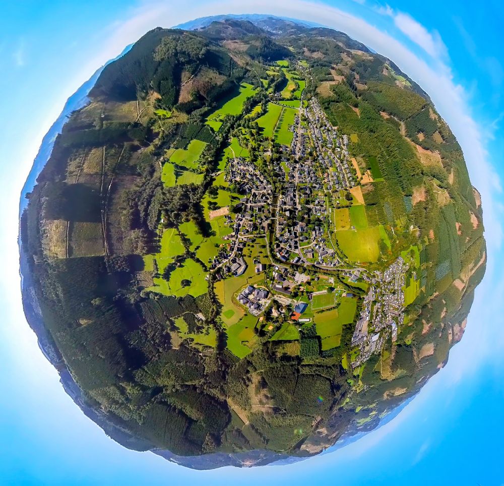 Luftbild Saalhausen - Ortsansicht im Talbereich in Saalhausen im Bundesland Nordrhein-Westfalen, Deutschland
