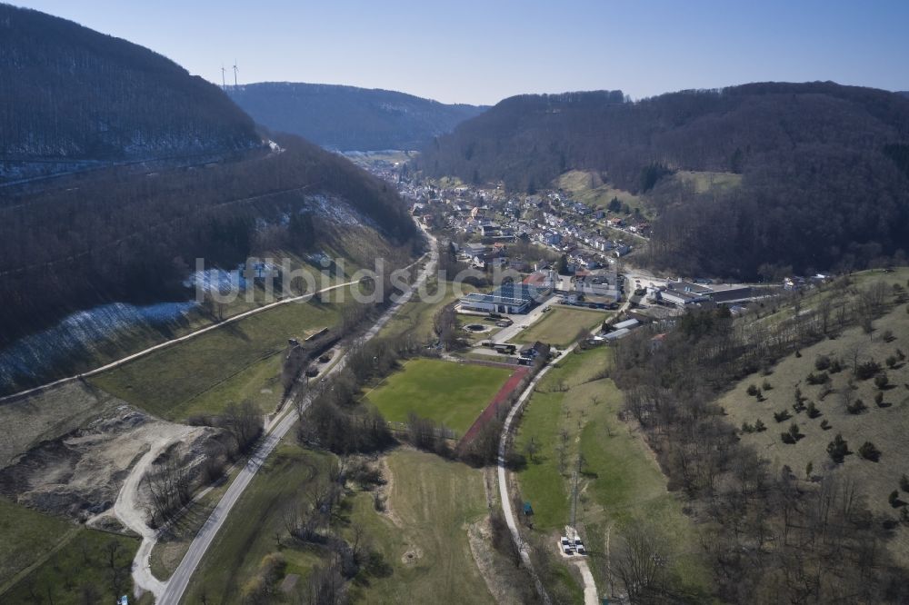 Luftbild Wiesensteig - Ortsansicht im Talbereich in Wiesensteig im Bundesland Baden-Württemberg, Deutschland