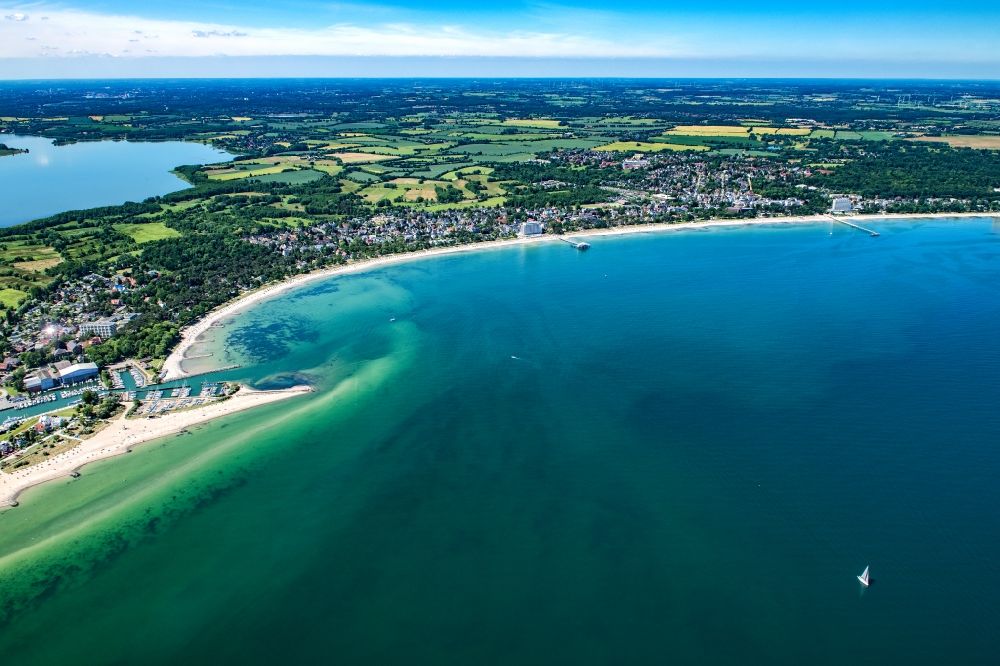 Luftbild Lübeck - Ortsansicht von Timmendorfer Strand an der Sand- Strand- Küste der Ostsee im Bundesland Schleswig-Holstein