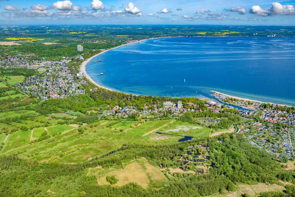 Luftbild Timmendorfer Strand - Ortsansicht von Timmendorfer Strand an der Sand- Strand- Küste der Ostsee im Bundesland Schleswig-Holstein