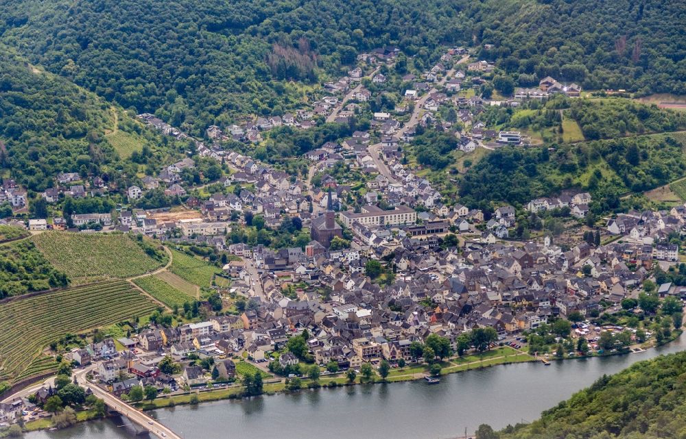 Luftbild Treis-Karden - Ortsansicht in Treis-Karden im Bundesland Rheinland-Pfalz, Deutschland