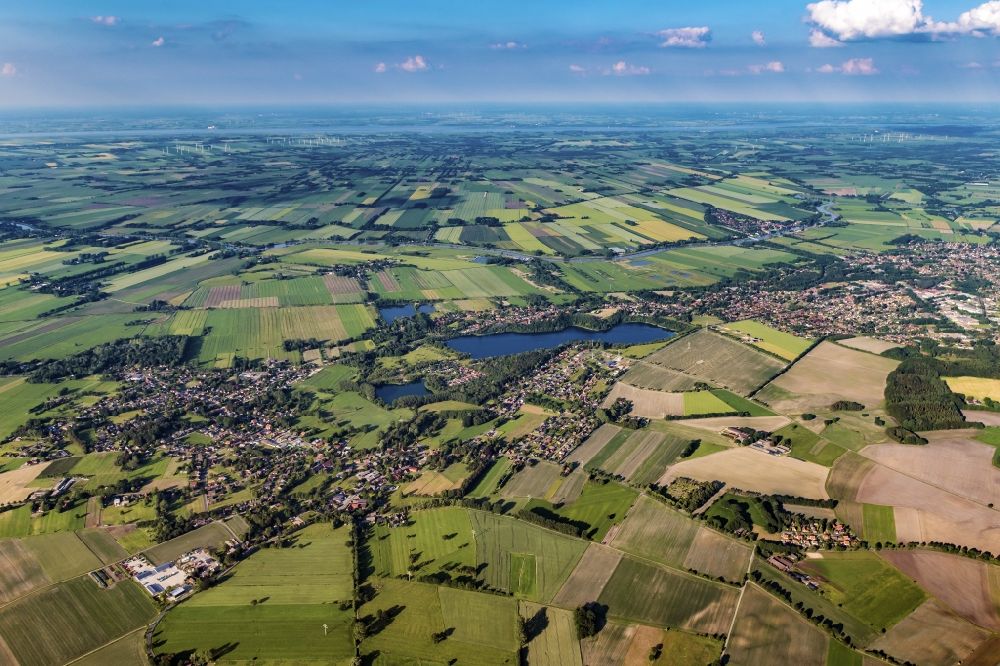 Luftbild Hemmoor - Ortsansicht am Uferbereich der Keidesee in Hemmoor im Bundesland Niedersachsen, Deutschland