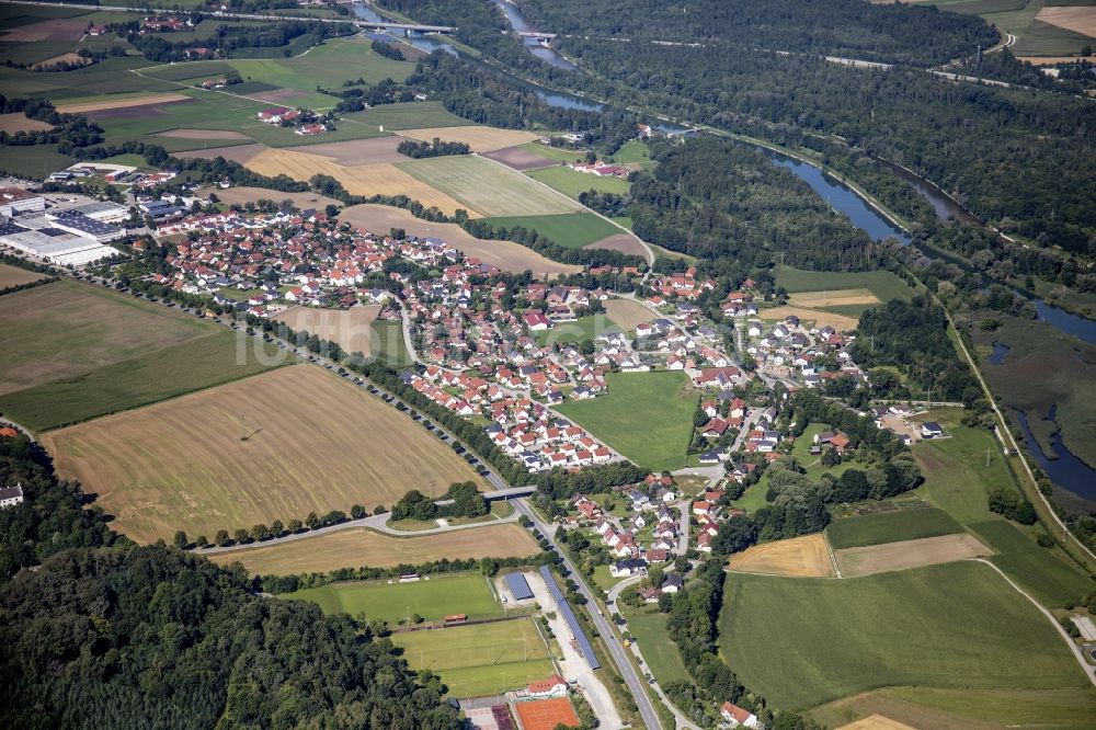 Luftbild Weixerau - Ortsansicht am Uferbereich des Mittlere-Isar-Kanal und der Isar in Weixerau im Bundesland Bayern, Deutschland