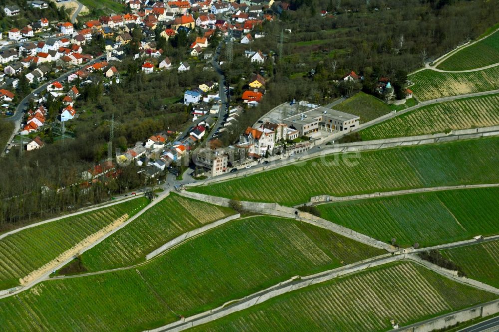 Luftaufnahme Unterdürrbach - Ortsansicht in Unterdürrbach mit Weinbergen im Bundesland Bayern, Deutschland