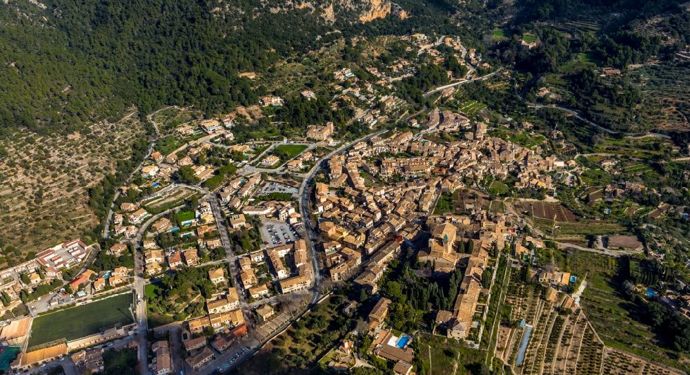 Luftbild Valldemossa - Ortsansicht in Valldemossa in Balearische Insel Malorca, Spanien