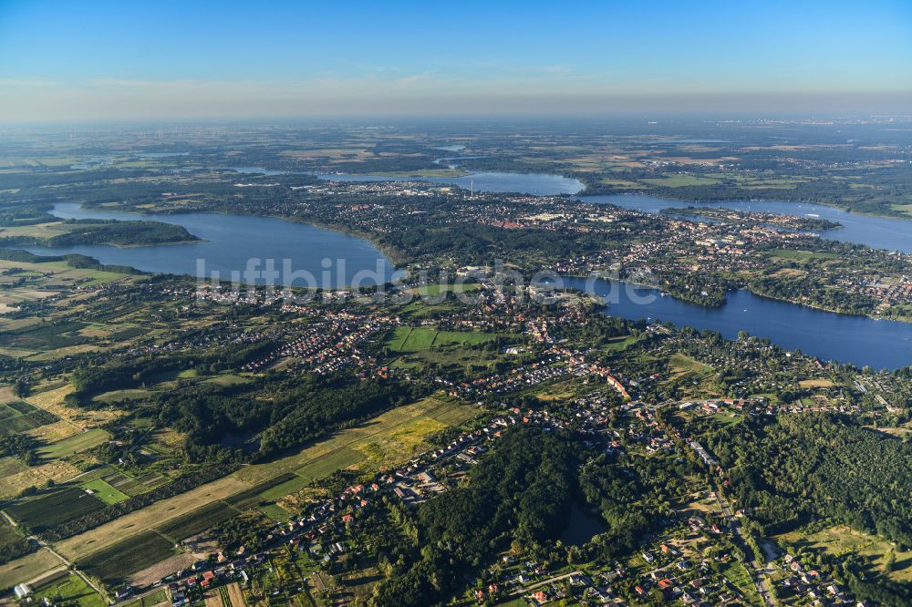 Werder (Havel) von oben - Ortsansicht in Werder mit Großer Plessower See und Havel im Bundesland Brandenburg, Deutschland