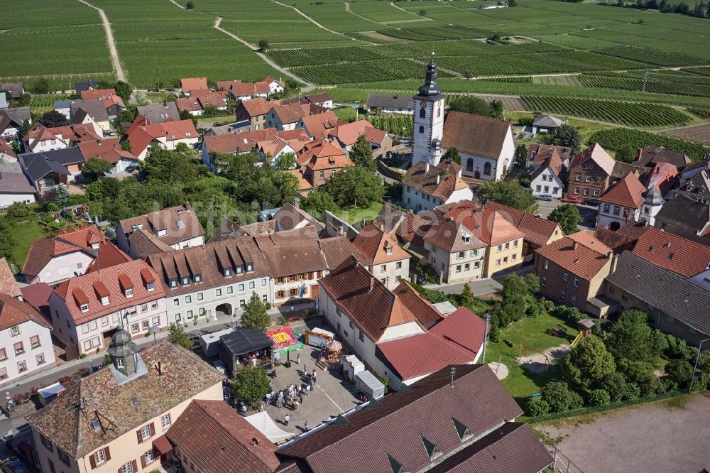 Luftbild Weyher in der Pfalz - Ortsansicht in Weyher in der Pfalz im Bundesland Rheinland-Pfalz, Deutschland