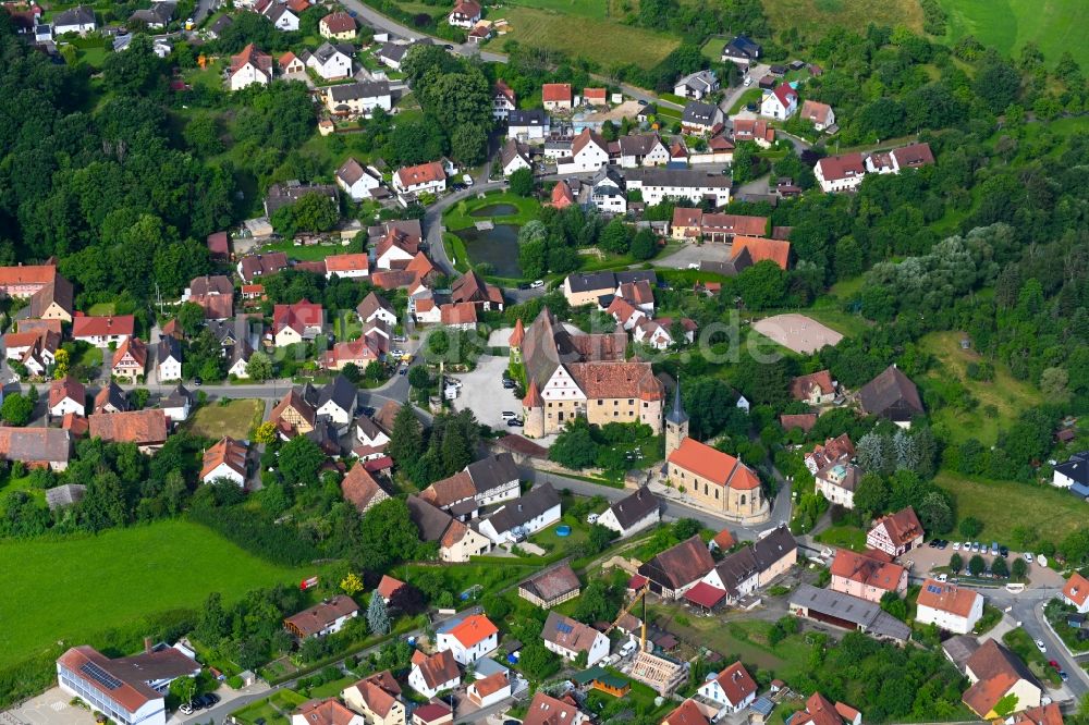 Wiesenthau aus der Vogelperspektive: Ortsansicht in Wiesenthau im Bundesland Bayern, Deutschland