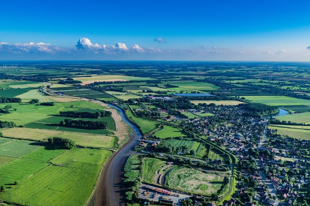 Luftbild Wischhafen - Ortsansicht in Wischhafen an der Elbe im Bundesland Niedersachsen, Deutschland