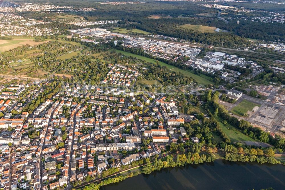 Luftaufnahme Offenbach am Main - Ortschaft an den Fluss- Uferbereichen des Main im Ortsteil Bürgel in Offenbach am Main im Bundesland Hessen, Deutschland