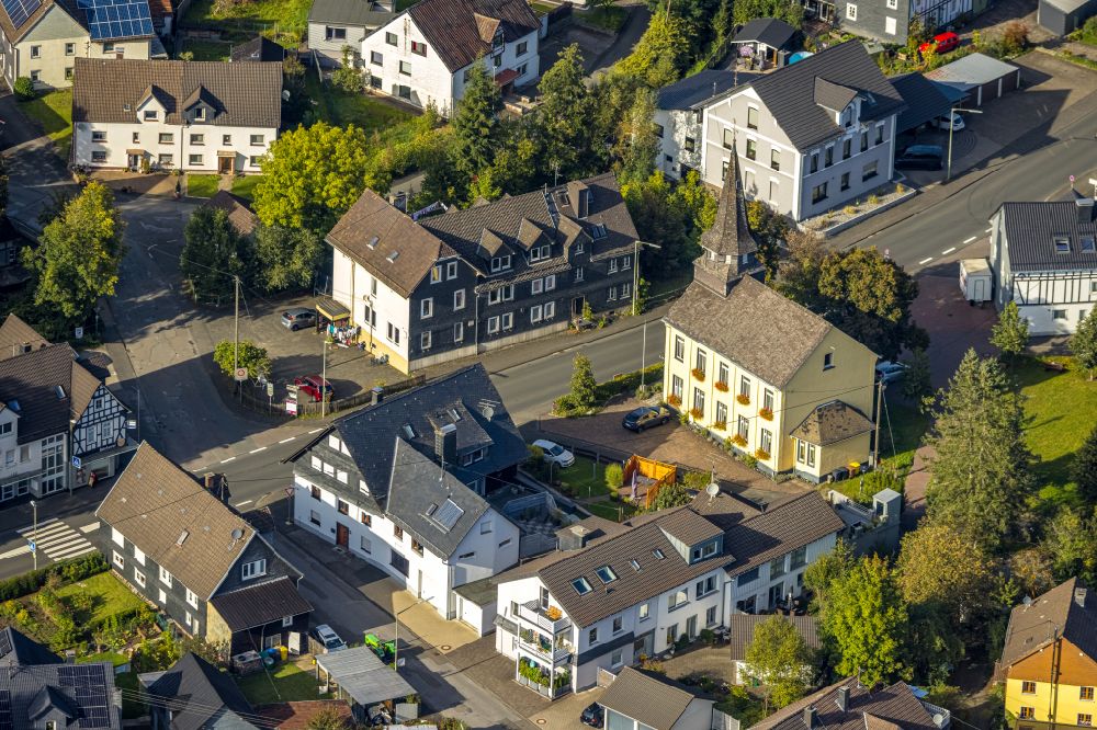 Luftaufnahme Littfeld - Ortskern in Littfeld im Bundesland Nordrhein-Westfalen, Deutschland