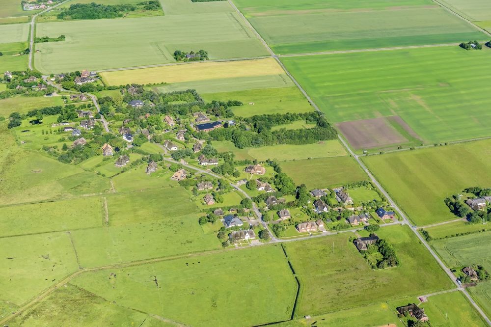Luftbild Sylt-Ost - Ortskern und Orts- Zentrum an der Meeres- Küste der Nordsee in Morsum-Osterende im Bundesland Schleswig-Holstein