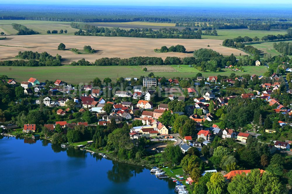 Flecken Zechlin von oben - Ortskern am Ufer des Schwarzer See in Flecken Zechlin im Bundesland Brandenburg, Deutschland