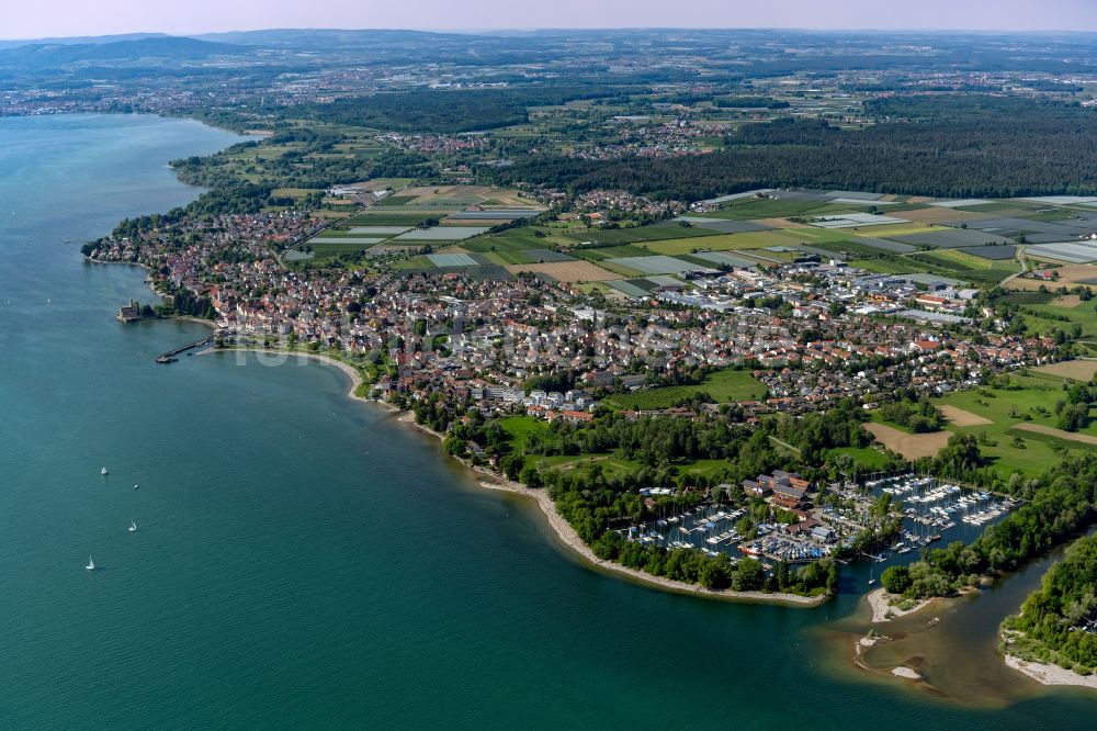Luftbild Langenargen - Ortskern am Uferbereich des Bodensee in Langenargen im Bundesland Baden-Württemberg, Deutschland