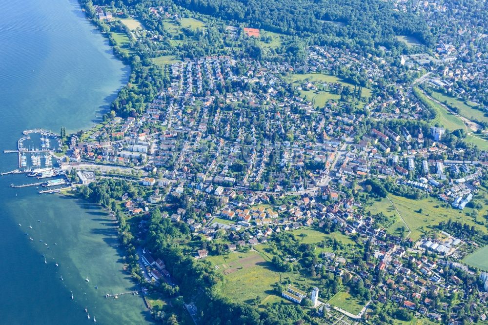 Luftbild Konstanz - Ortskern am Uferbereich des Bodensee im Ortsteil Staad in Konstanz im Bundesland Baden-Württemberg, Deutschland